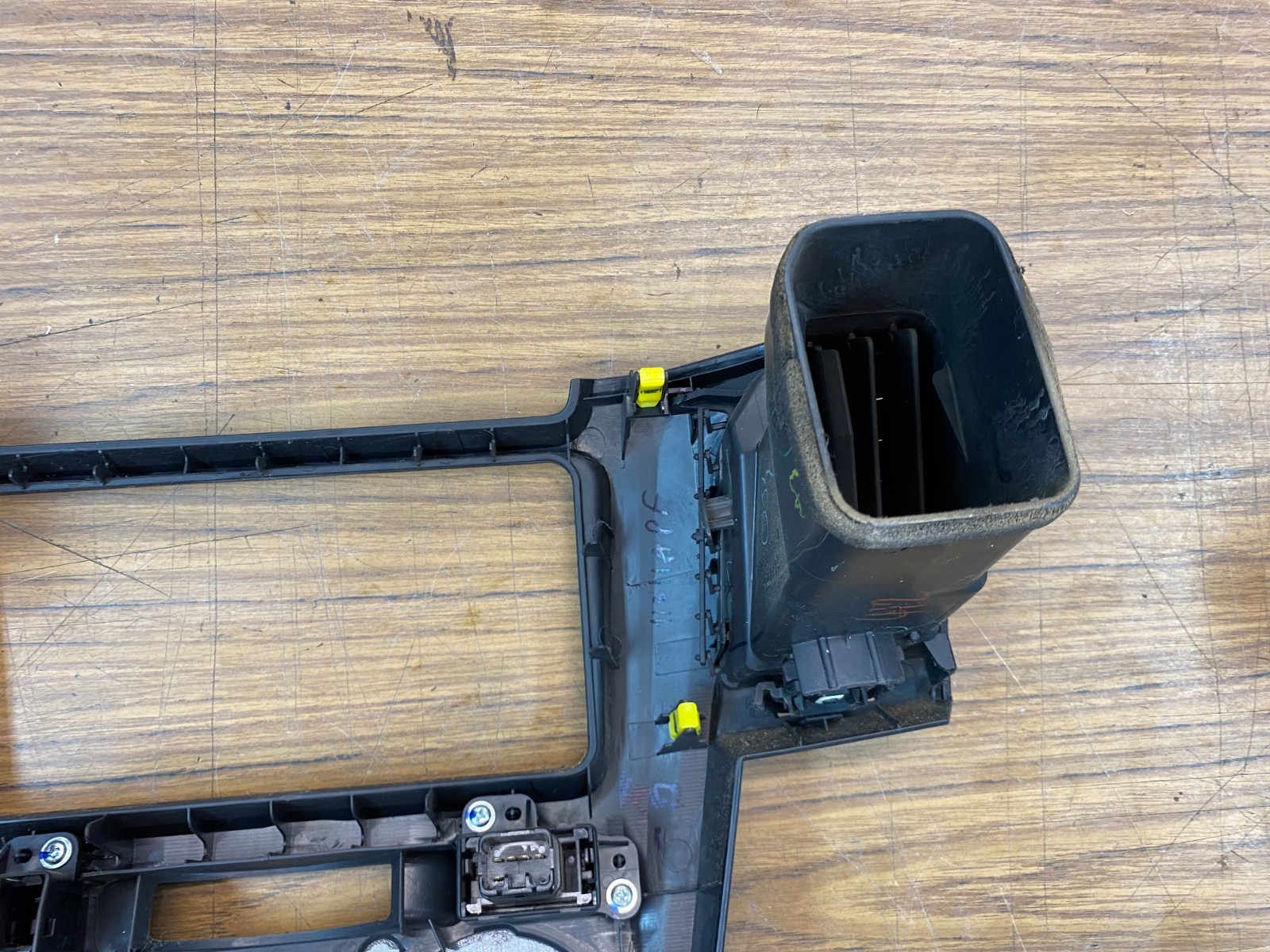 Toyota Hilux 2011 Diesel Interior Dash A/C Control Surround Facia 55420-0K010