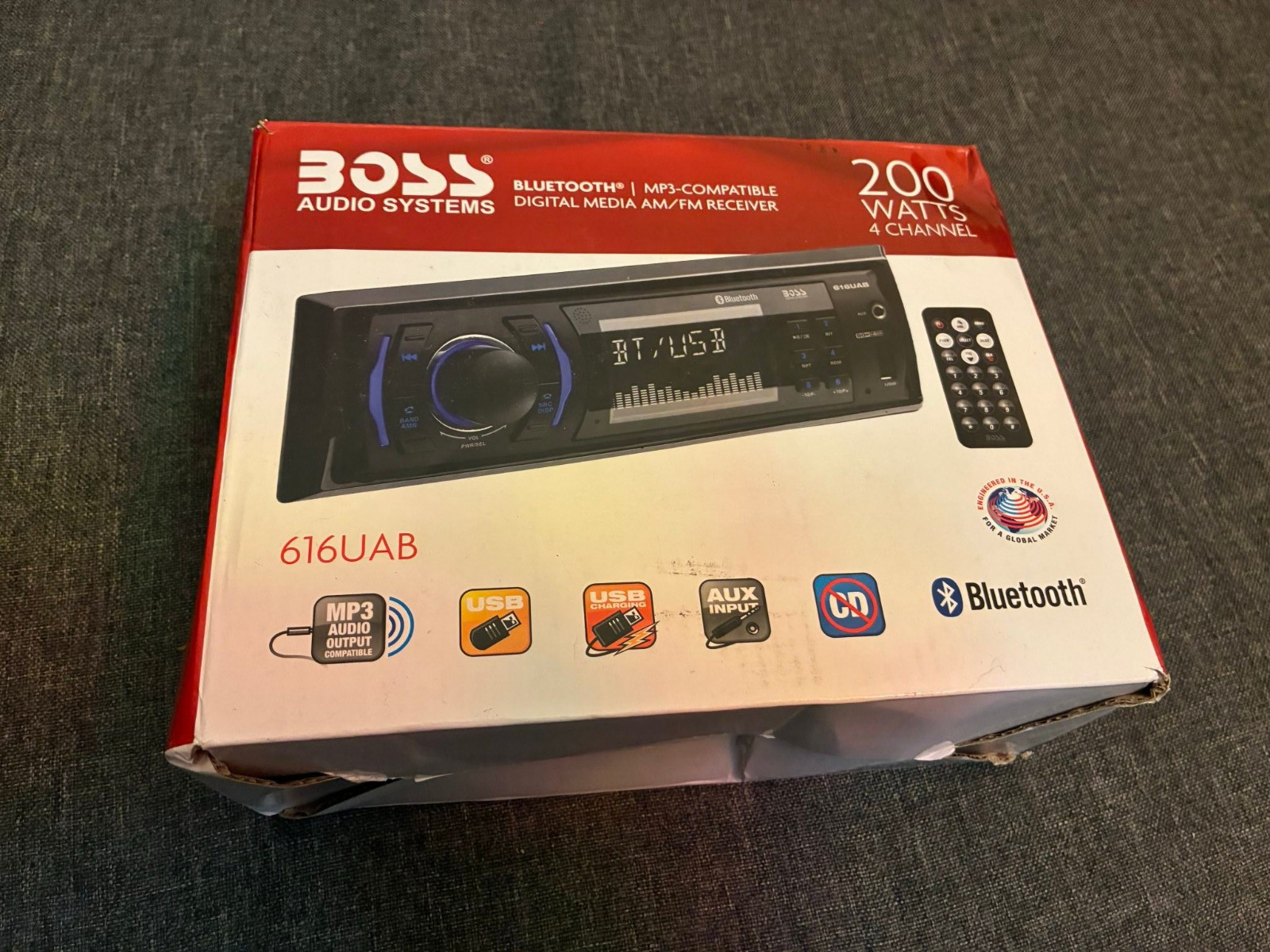 OPEN BOX – BOSS Audio Systems 616UAB 1 DIN Digital Media Bluetooth USB AUX AM/FM