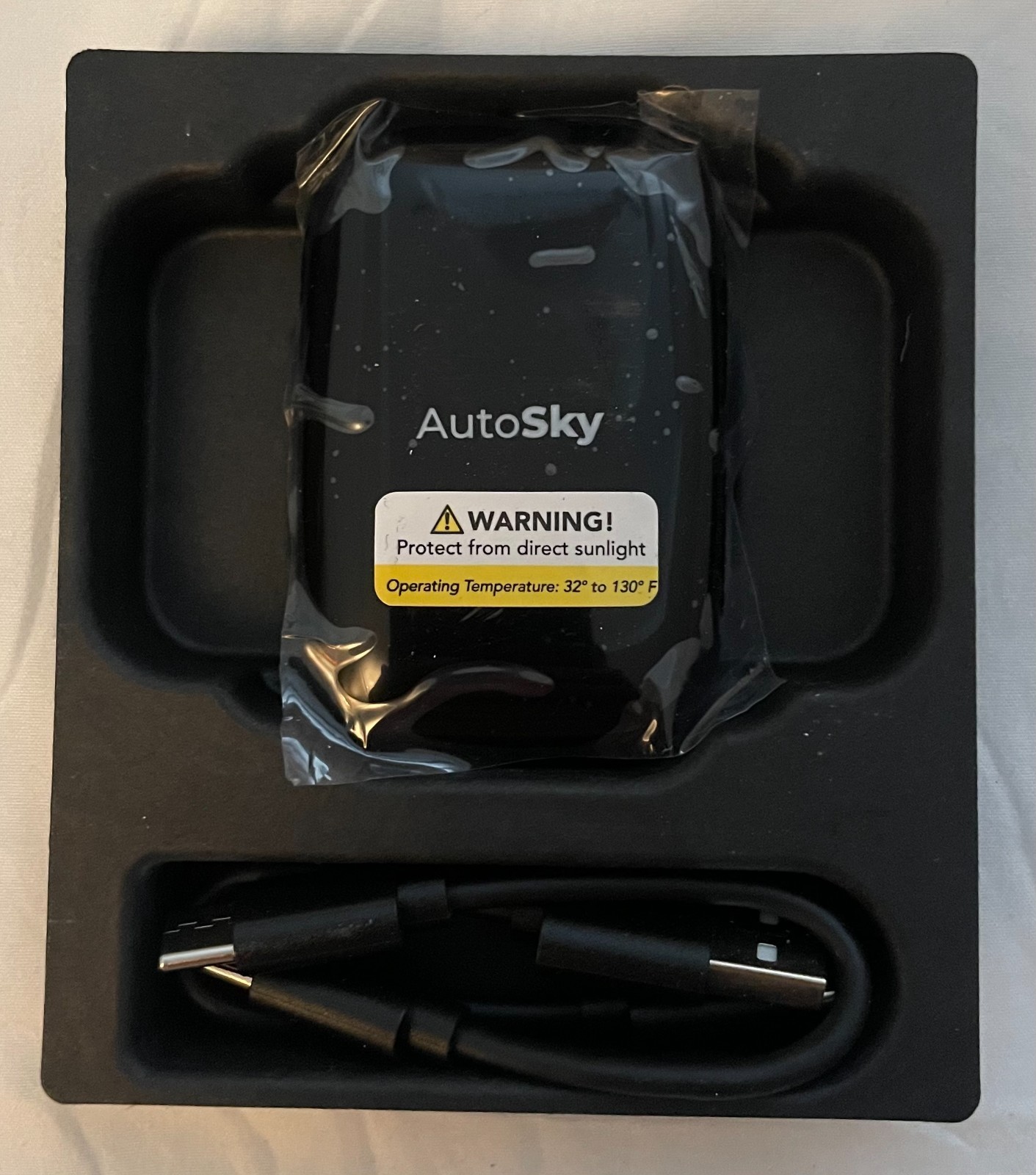 Autosky Ai Box Lite Air – Streaming on the Go, Netflix and Youtube in Your Car.