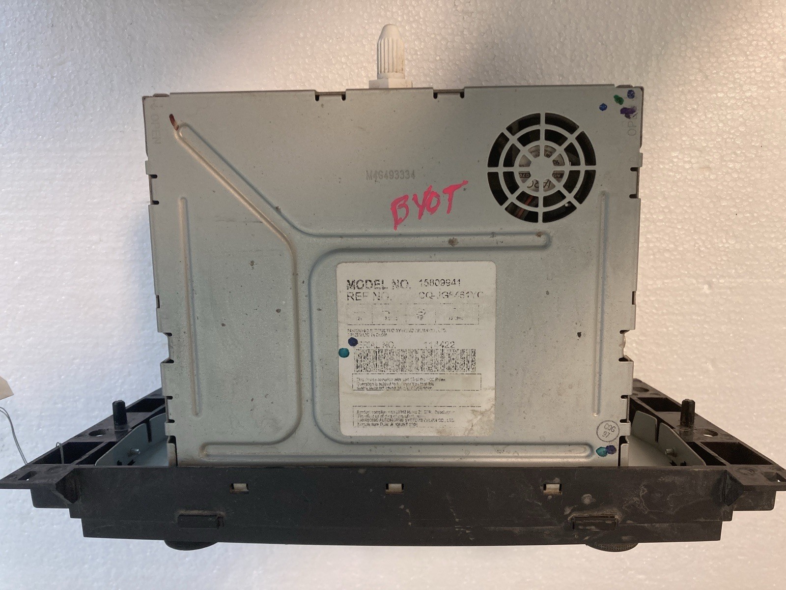 2006 Cadillac DTS AM FM Single CD Radio Receiver, OEM 15809941 Read Desc!!