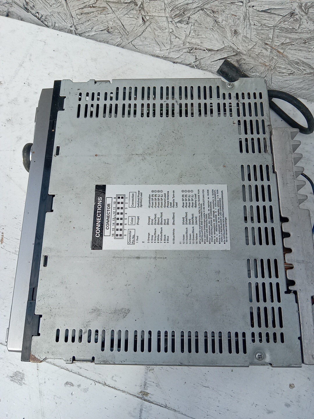 Alpine CDE-9843 CD Player In Dash Receiver