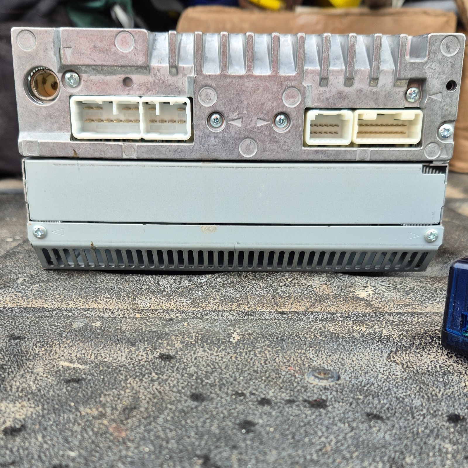 Toyota Scion Factory Pioneer Car Radio CD Player DEH-M8047zt with wiring harness