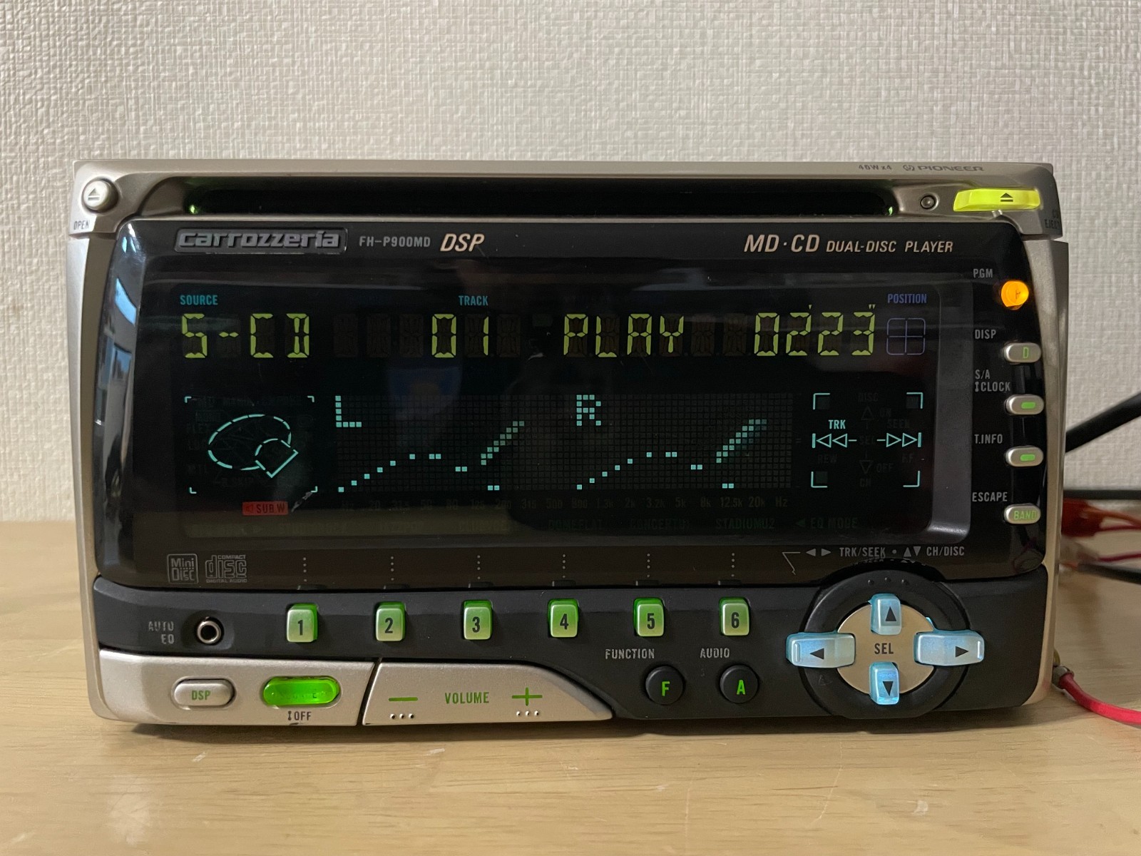 Pioneer Carrozzeria FH-P900MD 2DIN Car Audio CD MD Bluetooth Player Tested