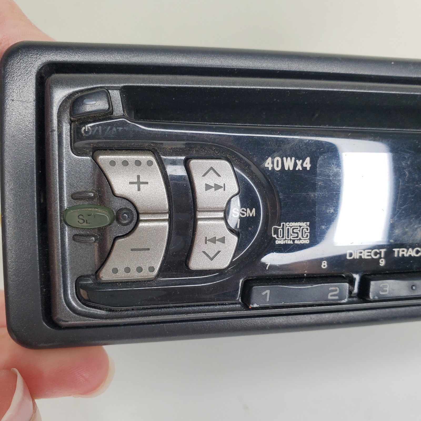 JVC KD-S640 CD Player In Dash Receiver Parts Only