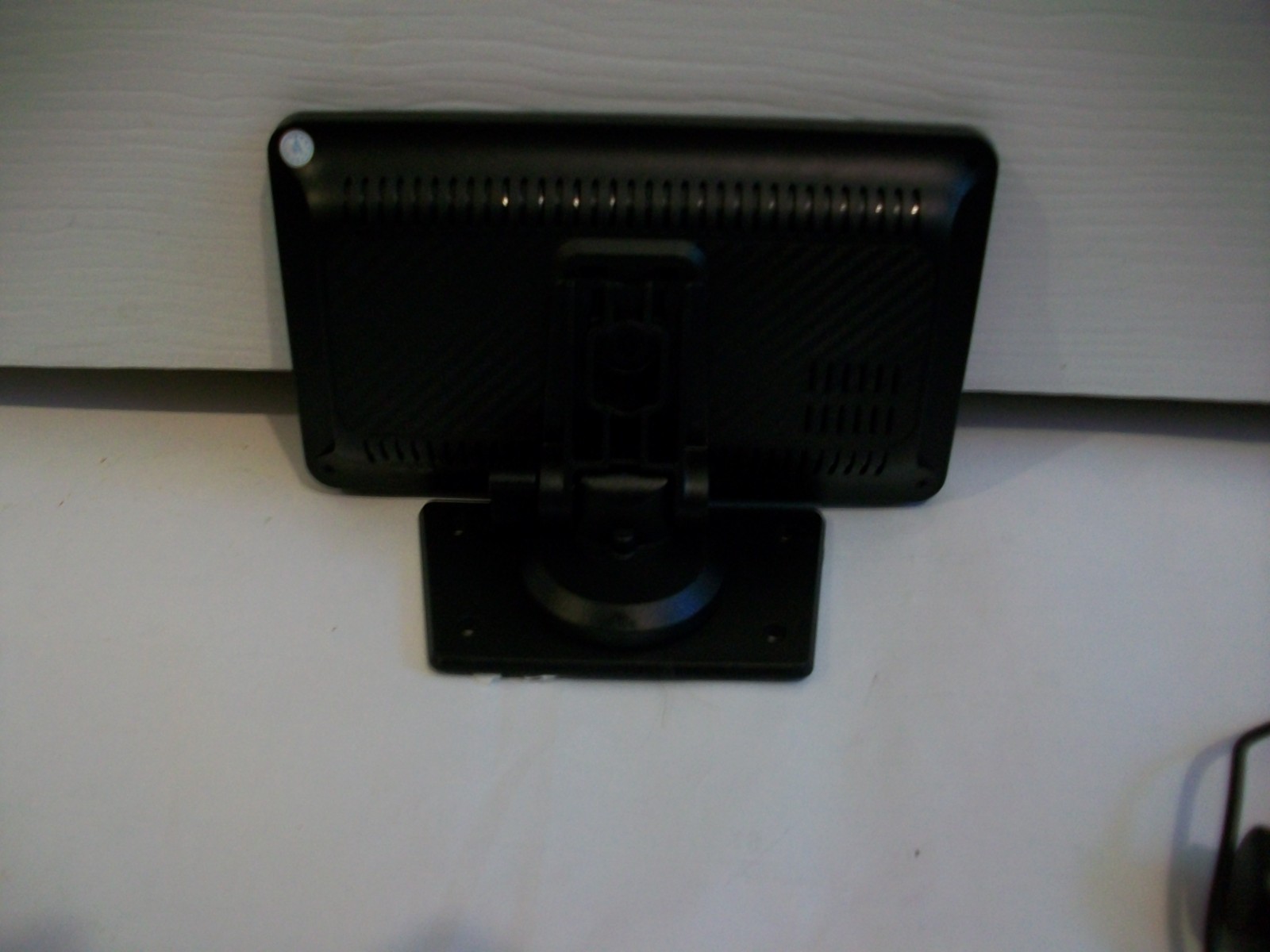 PND car multimedia player Apple or android w/ original box charger/Aux cord
