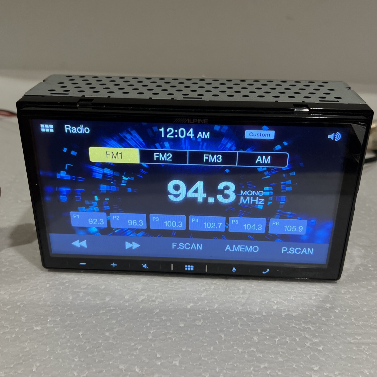 ALPINE iLX-W650 7″ Shallow Car Digital Media Bluetooth Receiver CarPlay/Android
