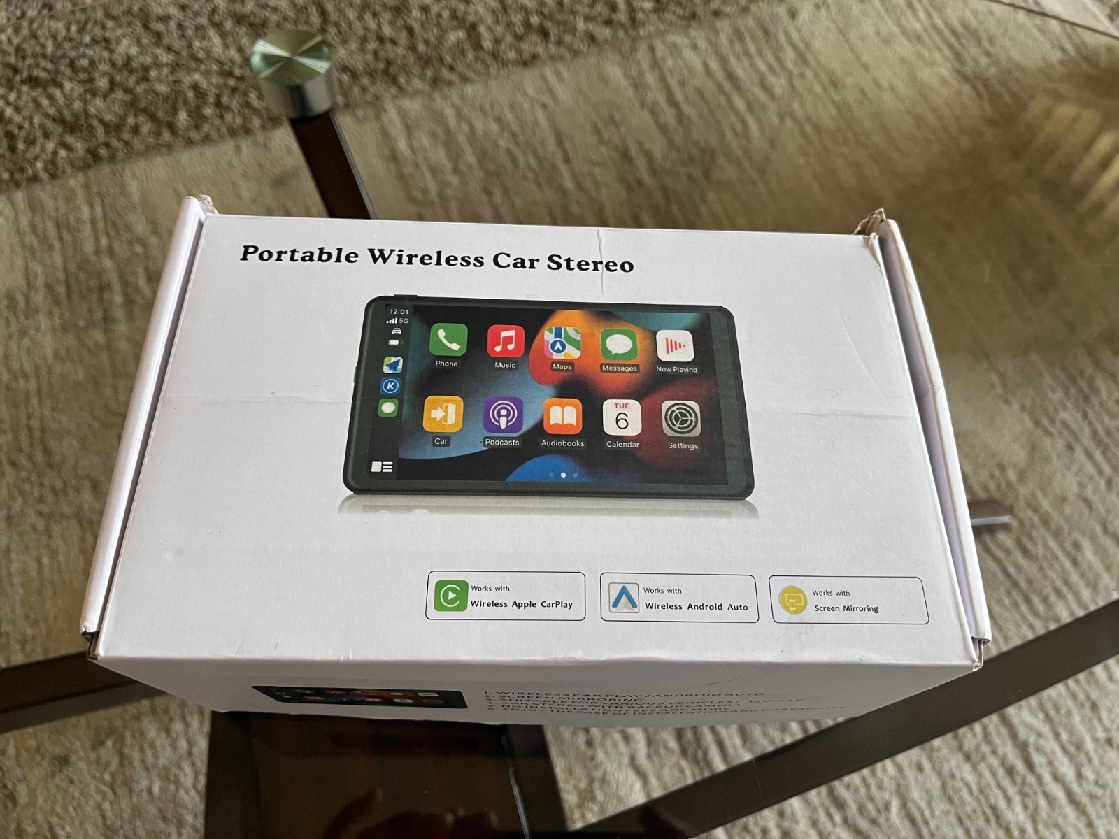 Portable Wireless Apple CarPlay and Android Auto 7″ IPS Touch Screen for Car