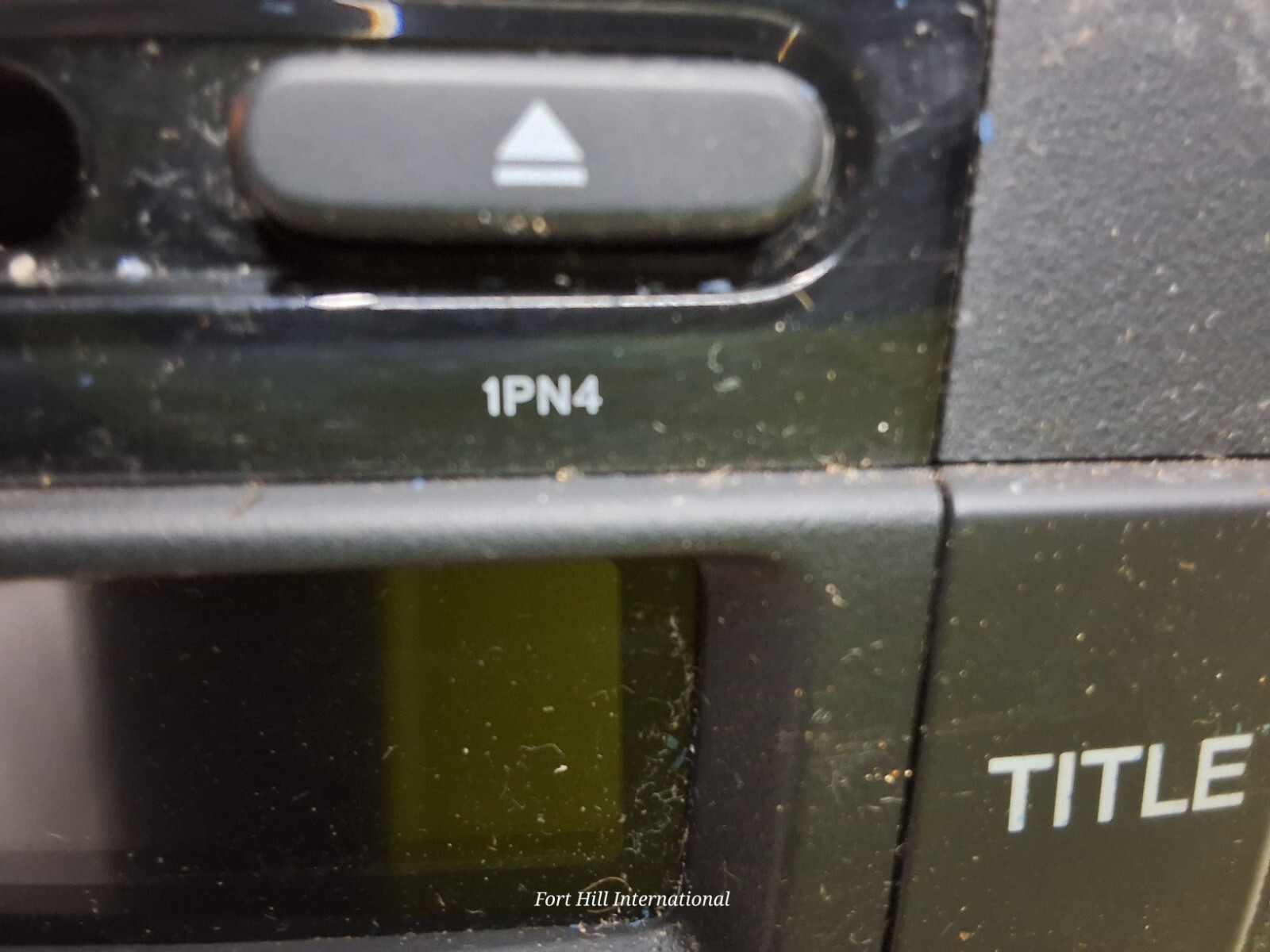 10 11 Honda CRV AM/FM XM 6 CD radio receiver OEM 1PN4