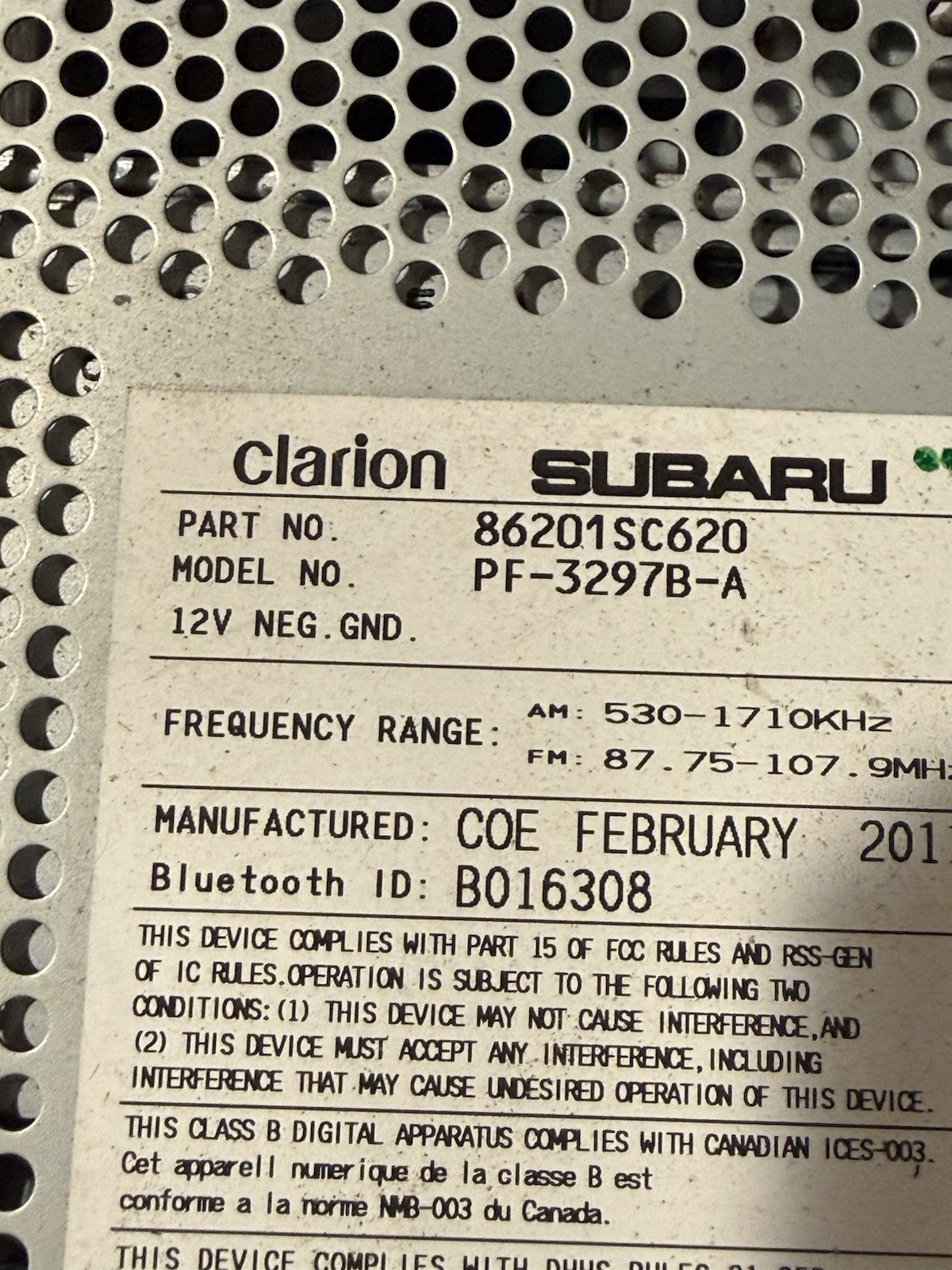Subaru Clarion Stereo Radio CD Player 86201SC620 PF-3297b-a