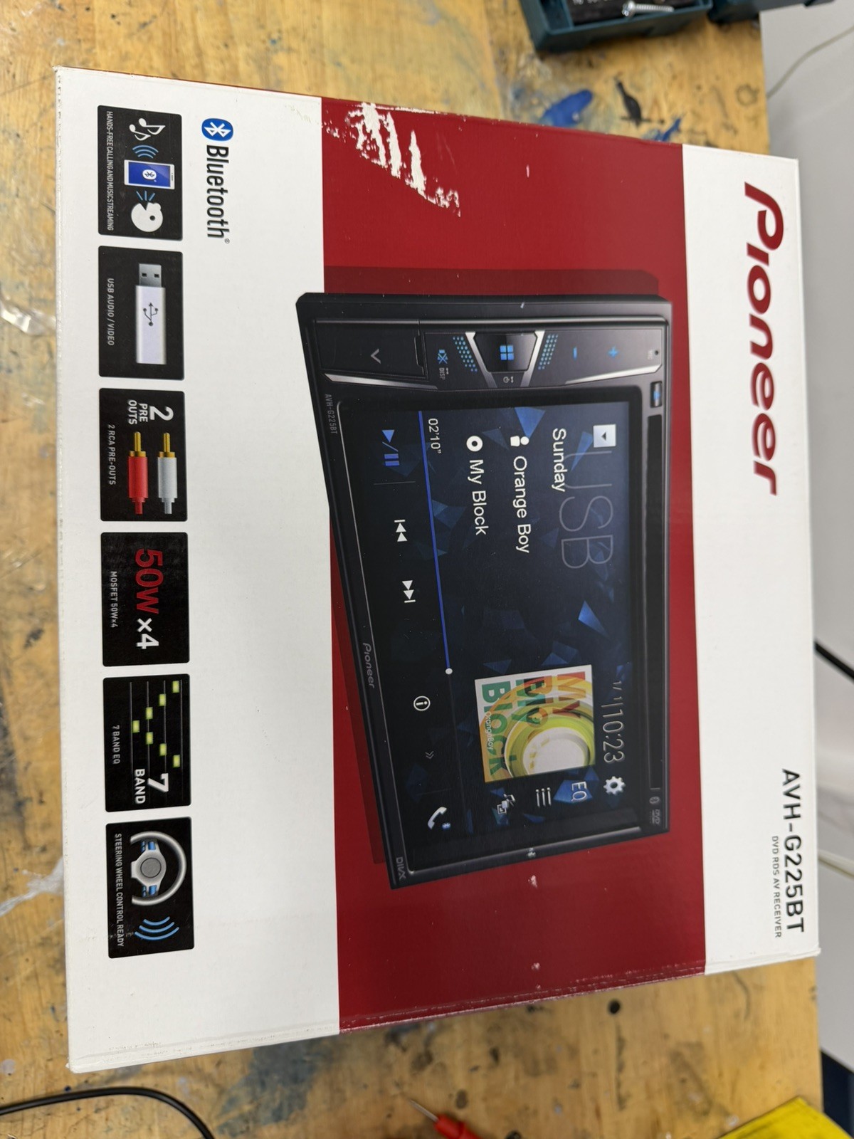 Pioneer AVH-G225BT 2 DIN DVD RDS AV Receiver Bluetooth Touchscreen USB AUX