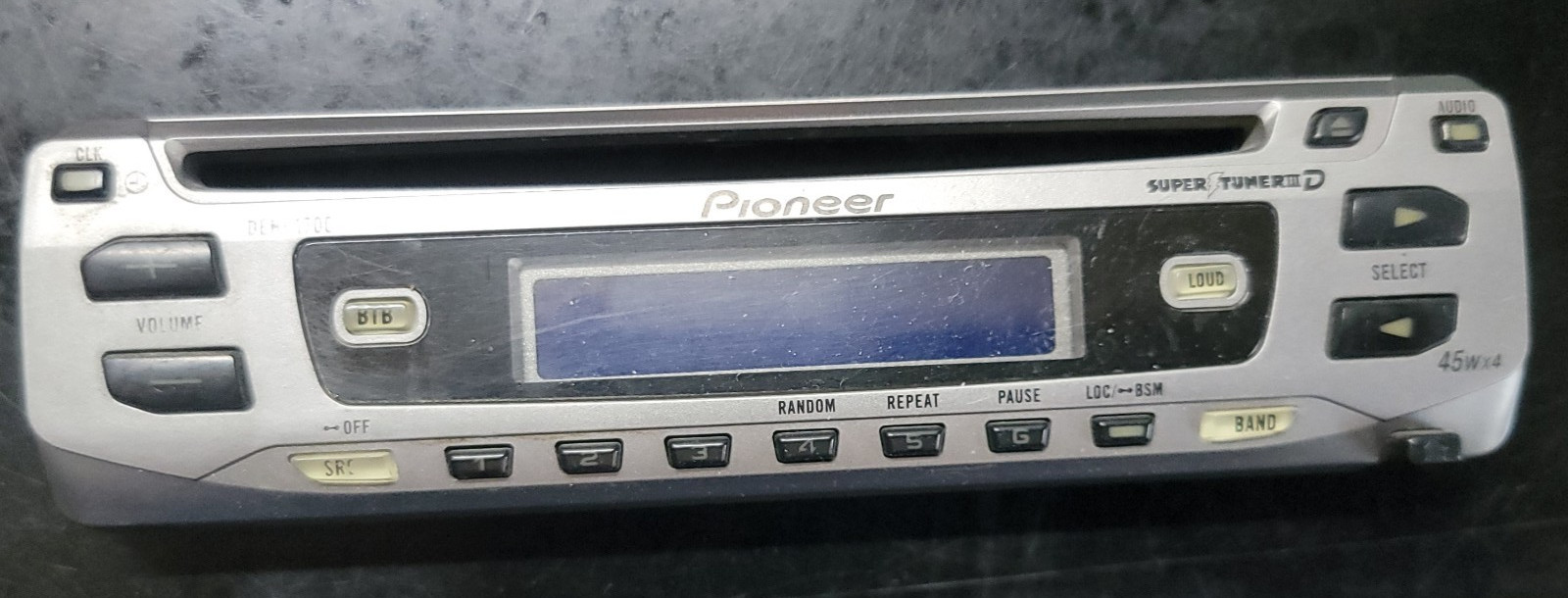 Pioneer DEH-1700 Radio With Detachable FACEPLATE ONLY