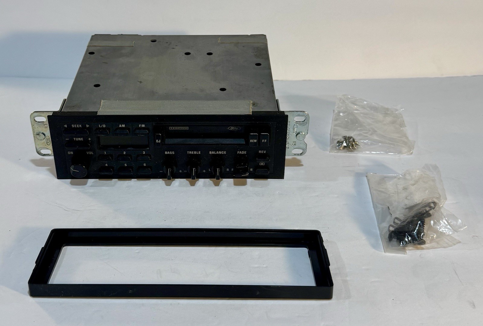 Ford Original Car Radio Cassette Player OEM Used Part FOBF-19B132-AA
