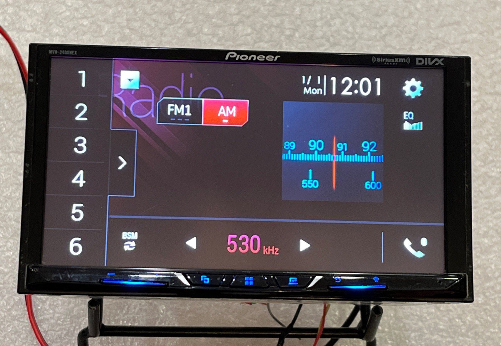 PIONEER MVH-2400NEX Touchscreen Bluetooth USB CD DVD Player