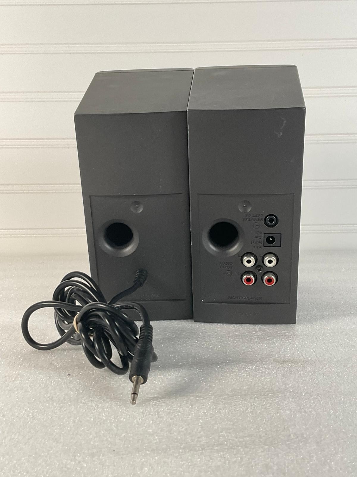 Bose Companion 2 Series II Multimedia Speaker System S024EM1200180 Used