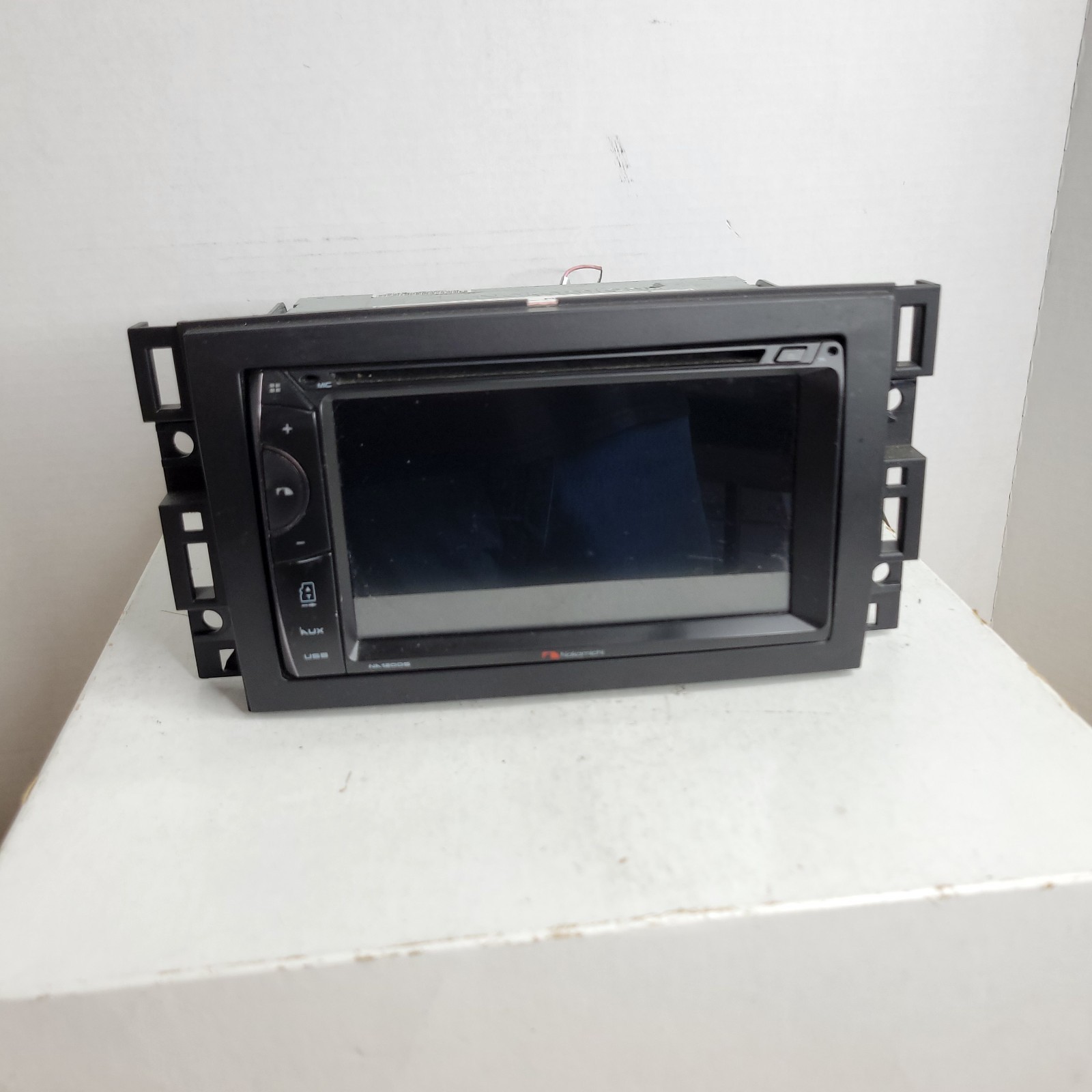 NAKAMICHI NA1200S 6.2″ LCD Multimedia CD DVD USB MP3 AM/FM Bluetooth Car Stereo