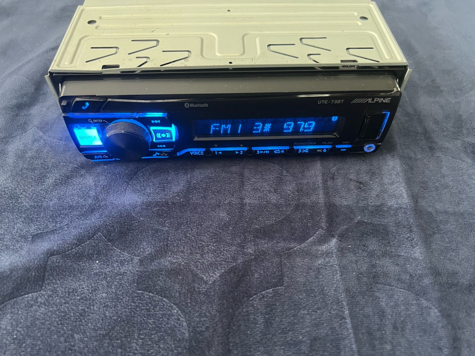 ⭐️Pre-Owned,TESTED⭐️ Alpine BT|USB|AM/FM -(UTE-73BT)