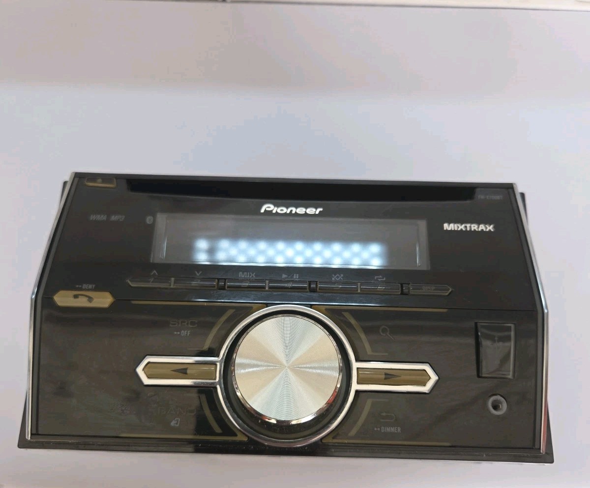 Pioneer FH-X700BT MP3/USB/CD Player In Dash Receiver Used And Untested