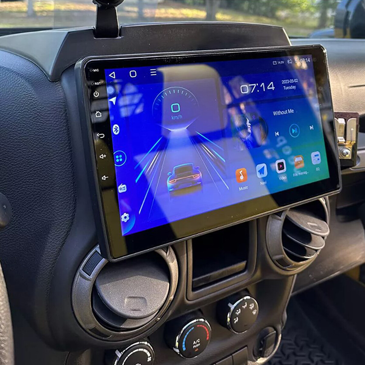 10.1″ Apple Carplay Android 12 For 2007-2017 Jeep Wrangler JK Radio GPS Navi FM