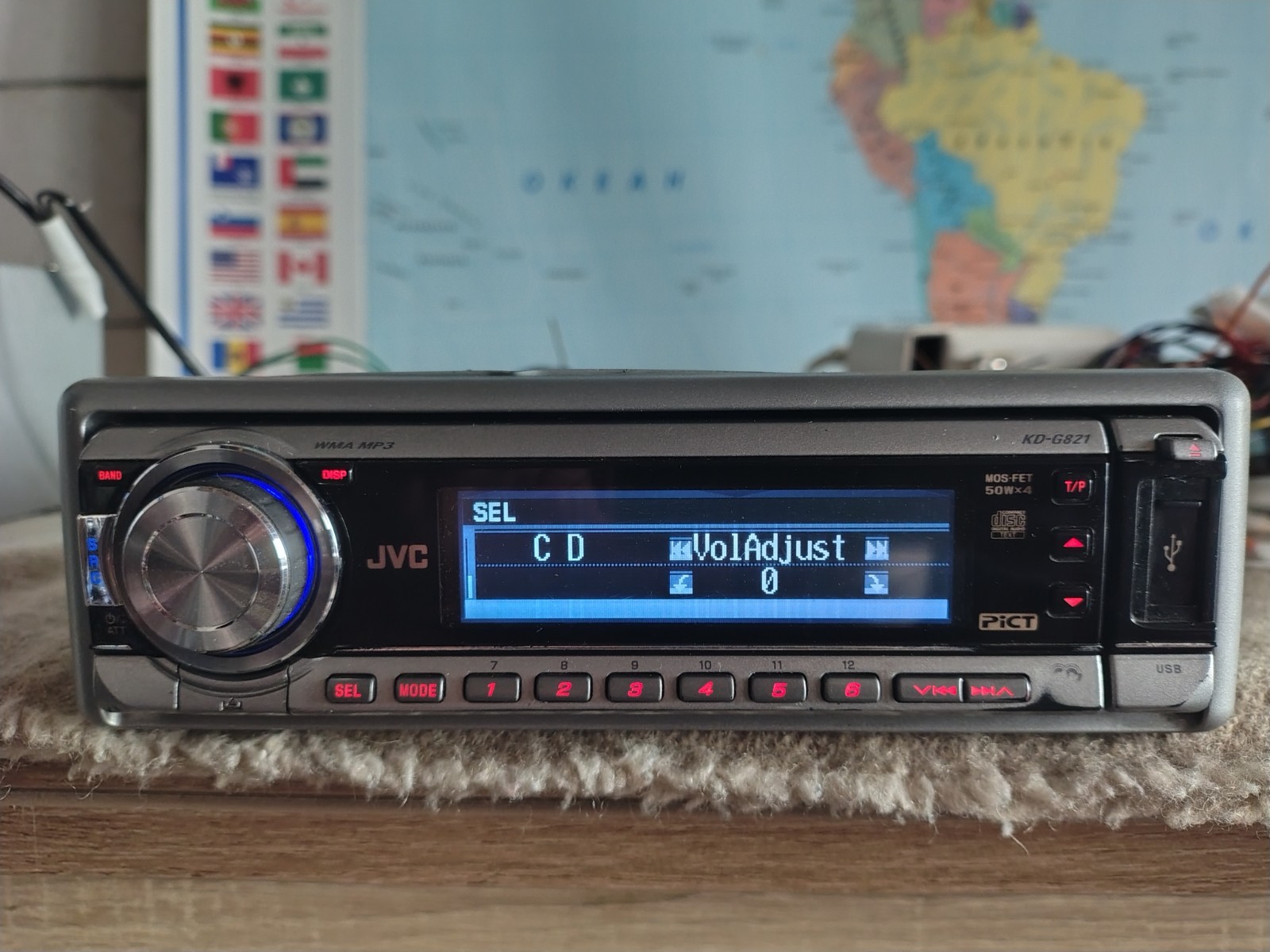JVC KD-G821 Car Radio Stereo Mobile Media Station Fully Working Great Shape
