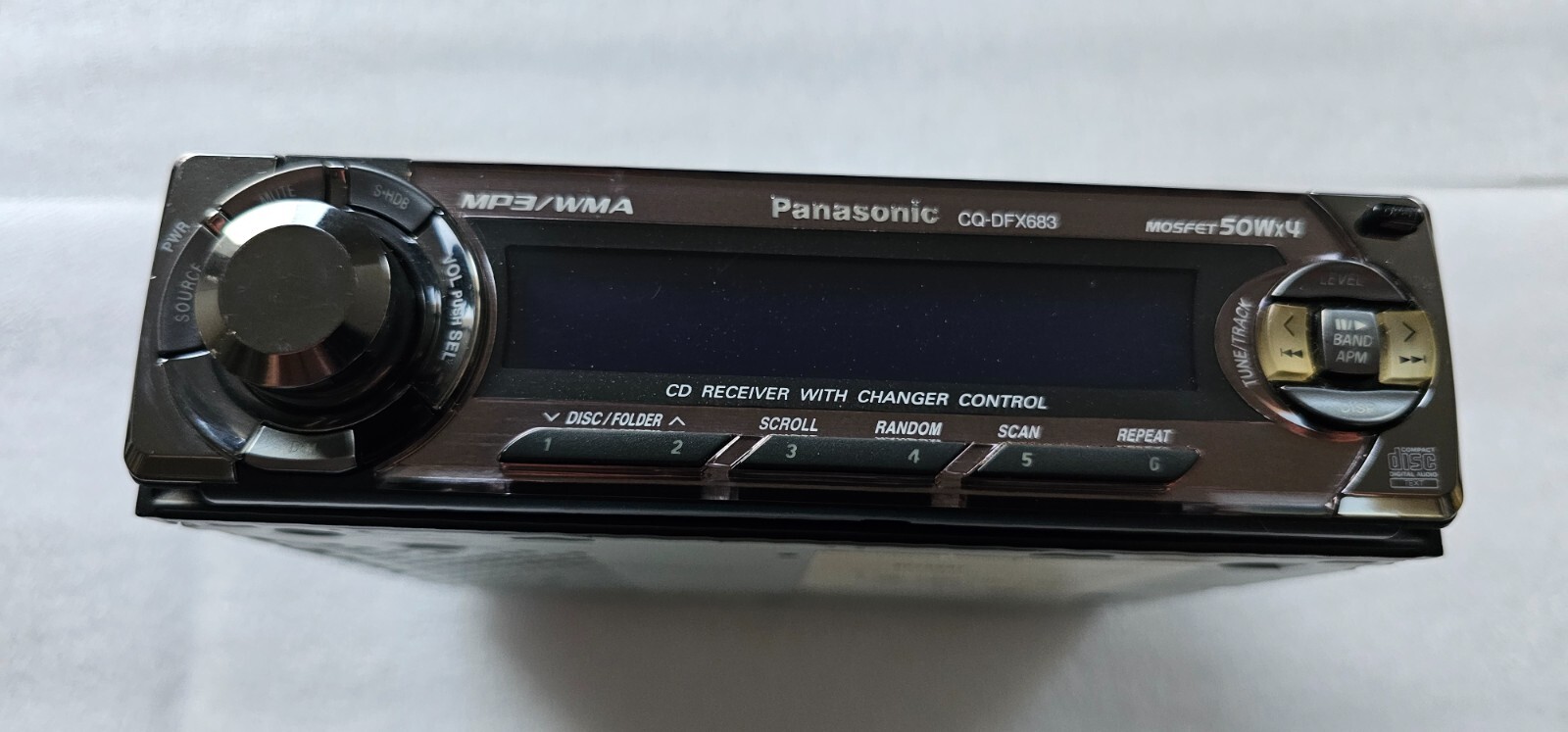 Panasonic CQ DFX 683D