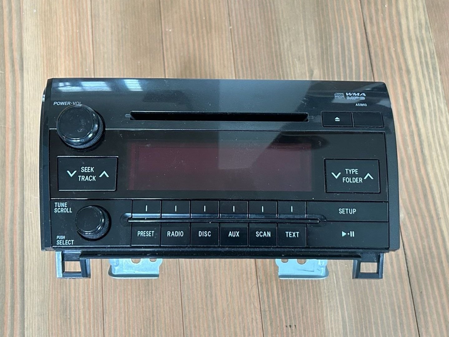 Toyota Tundra OEM AM/FM CD MP3 Radio Receiver, Model 86120-00290
