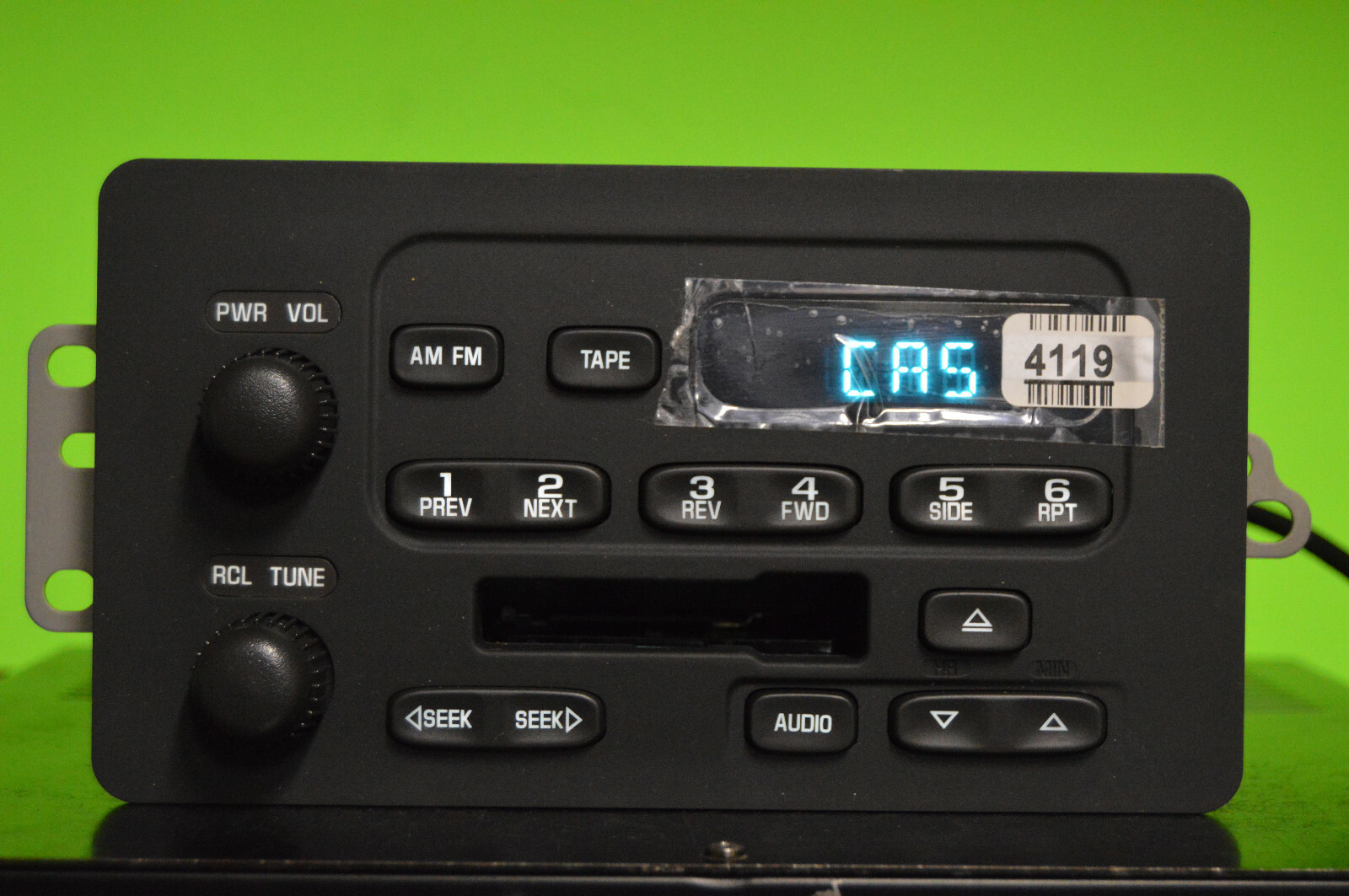 Chevy Cavalier Malibu factory Cassette player radio 00 01 02 03 04 05 09394119