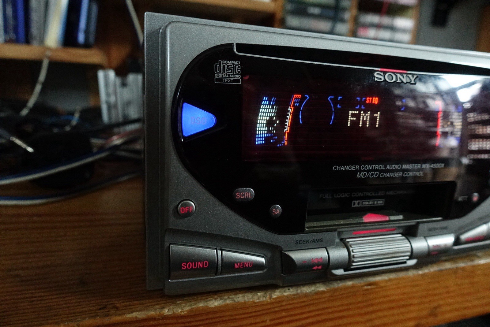 Sony xplode WX-4500x. 2 Dins Cassette/CD/FM/Bluetooth Deck.