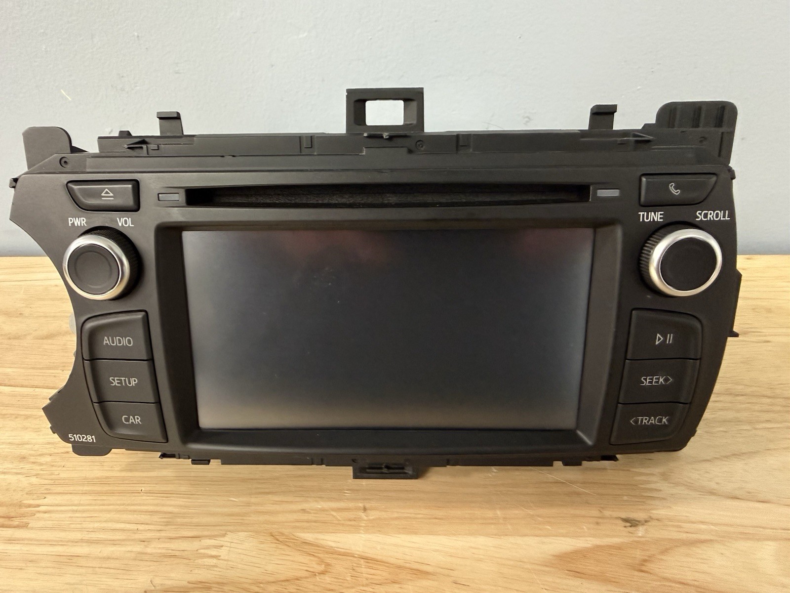 2017–2018 Toyota Yaris 86140-0D430 AM FM Radio MP3 CD Player 510281