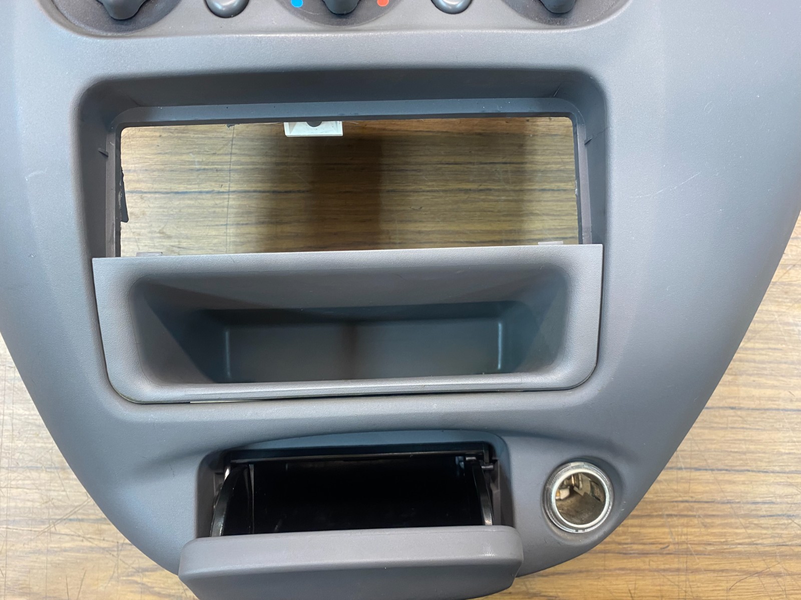 Ford Falcon S1 Dash A/C Stereo Control Surround