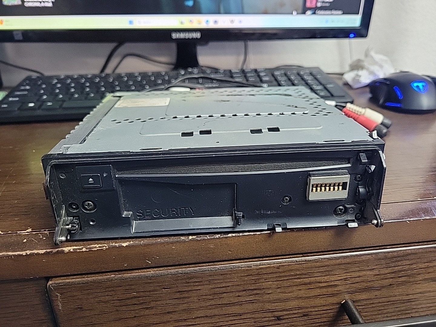 Panasonic CQ-DF401U No Faceplate Untested