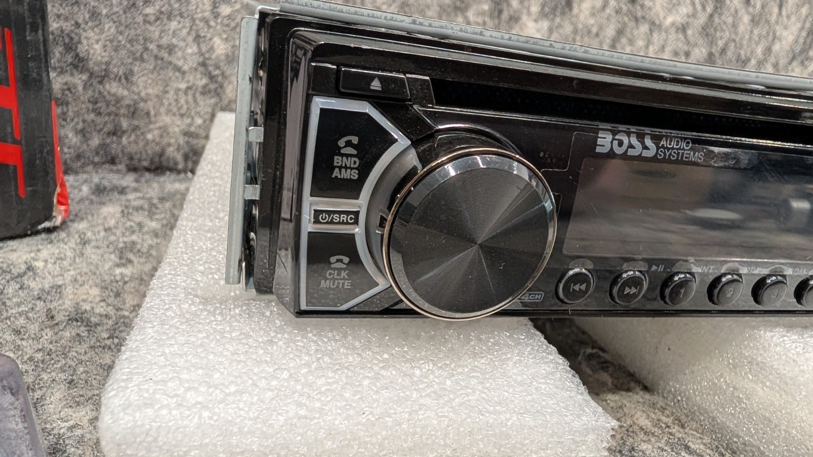 BOSS Audio Systems Elite 550B 1 DIN Bluetooth AM/FM CD Receiver USB AUX