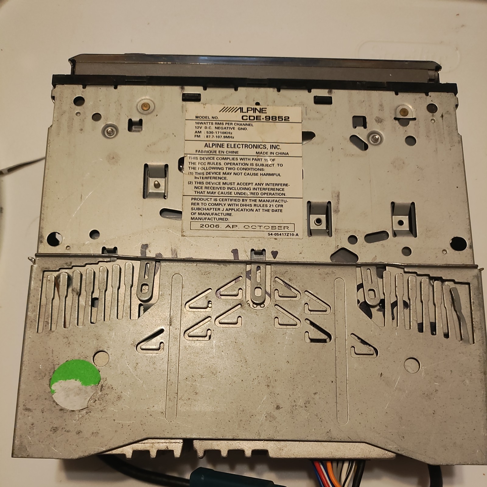 Old School Alpine CDE-9852 CD Player In Dash Receiver Harness Not Available