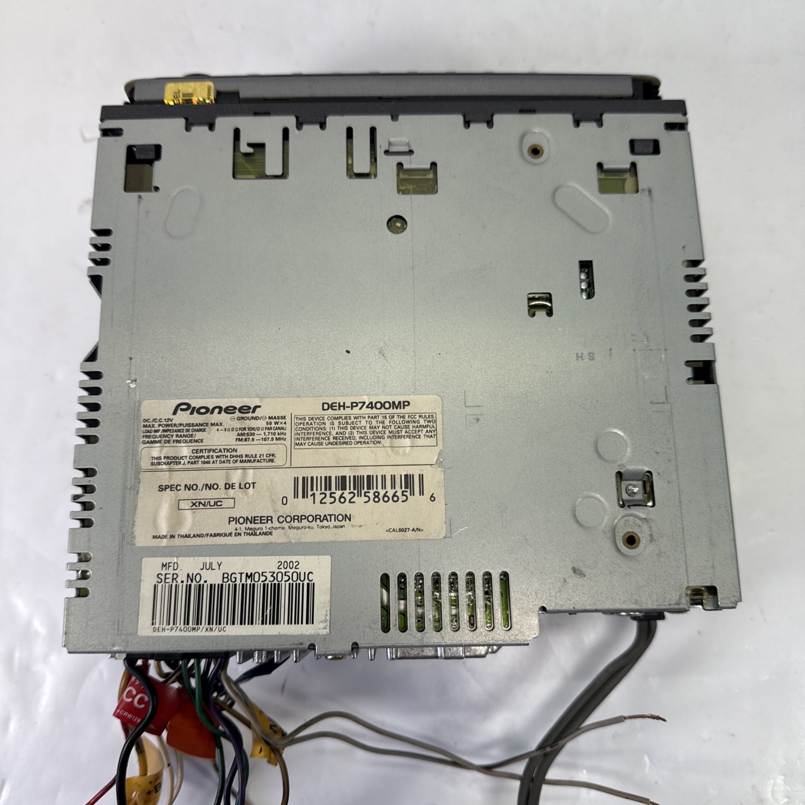 (FOR PARTS REPAIR) Pioneer DEH-P7400MP Old School Car Stereo