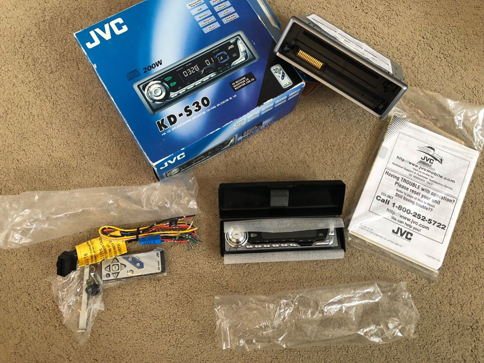 EXCELLENT Not installed JVC KD-S30 CD receiver for car / truck – with remote !!!