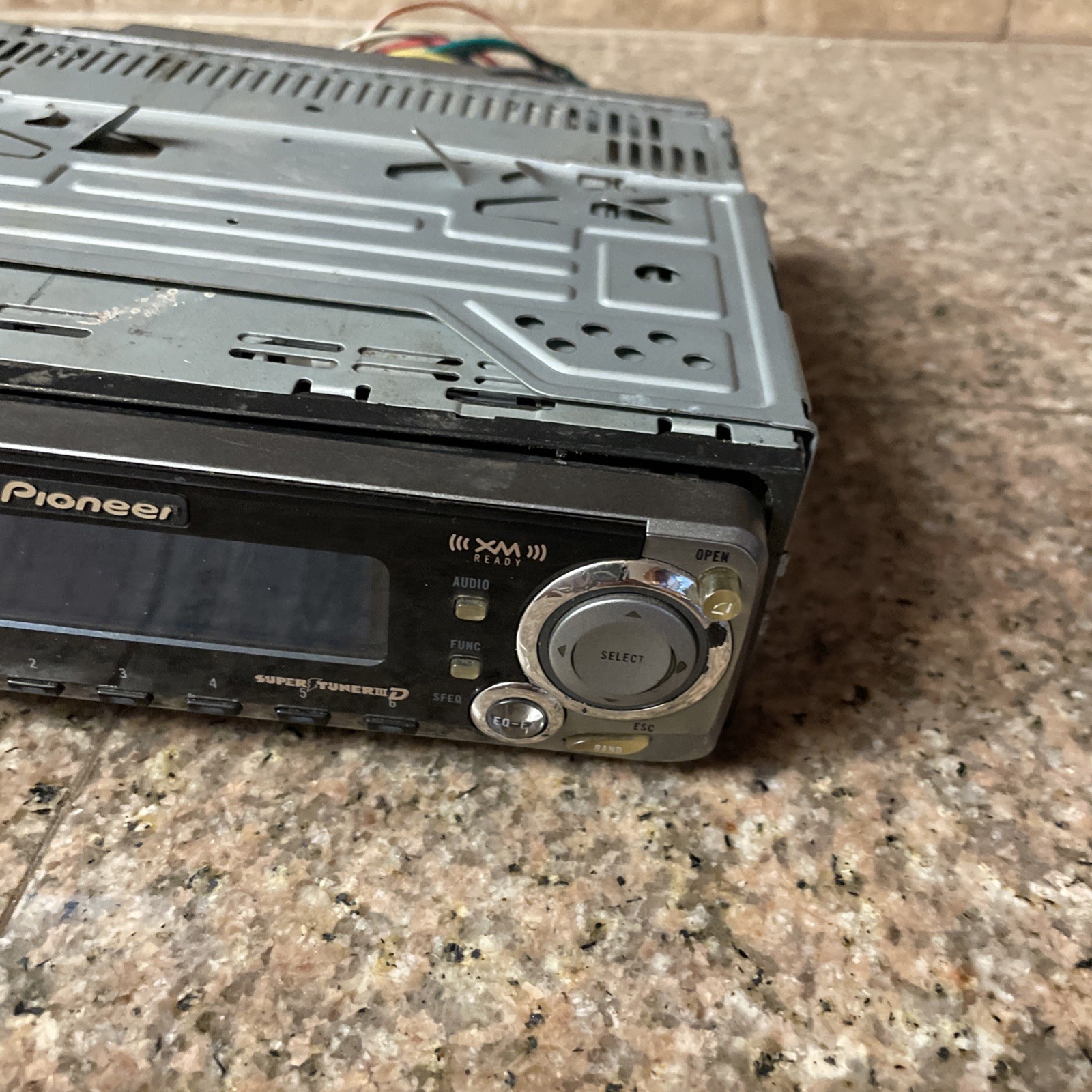Pioneer DEH-P6500 Car Stereo CD Player In Dash Receiver