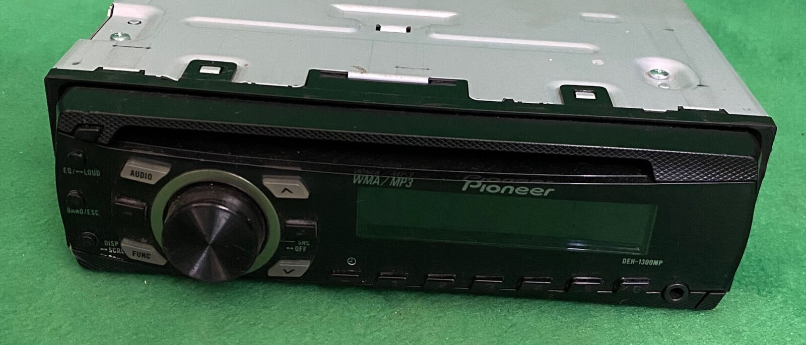 Pioneer In-Dash Car Stereo Model DEH-1300MP___PLEASE READ!!!