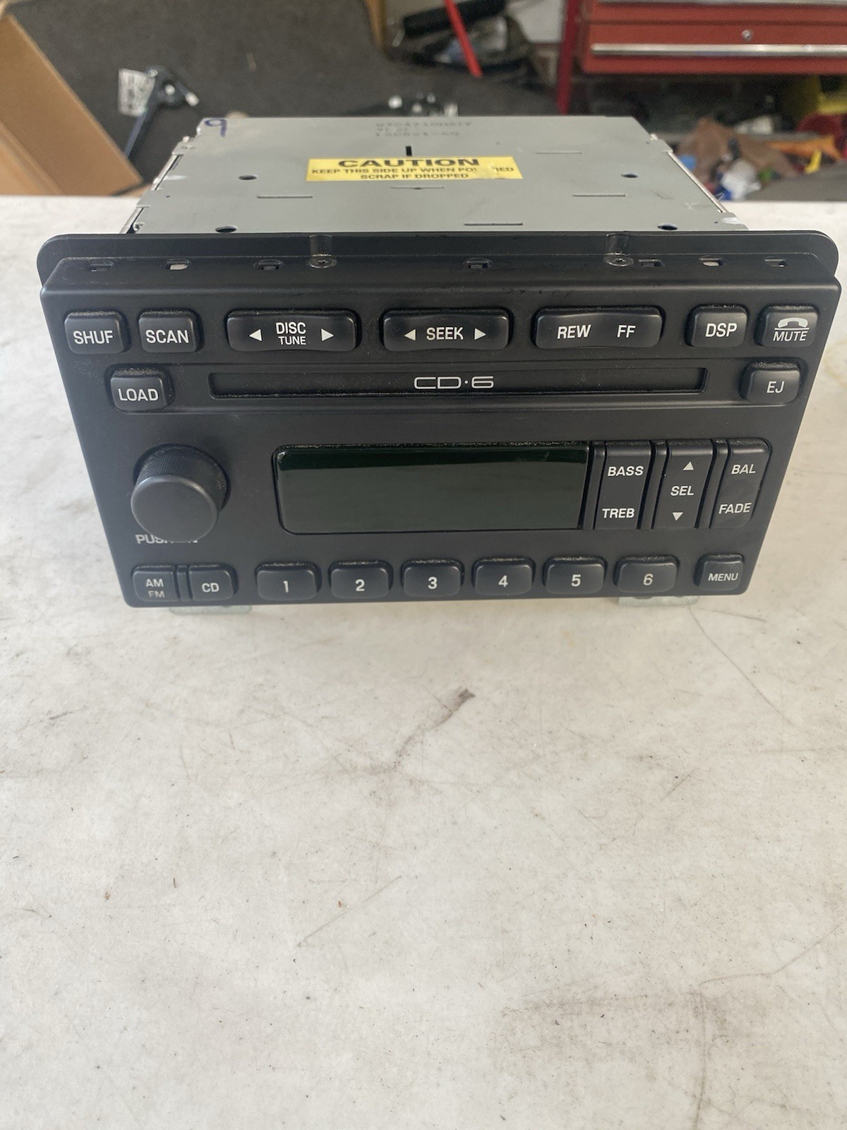 98-04 Ford Radio 6 Disc CD Player AM/FM Explorer Mustang 1L2F-18C815-BD