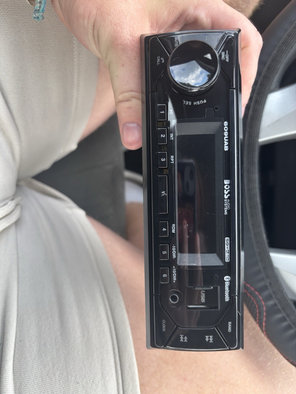 BOSS Audio 616UAB Marine Radio Head Unit for Marine Boat/Car MP3 Bluetooth NOS