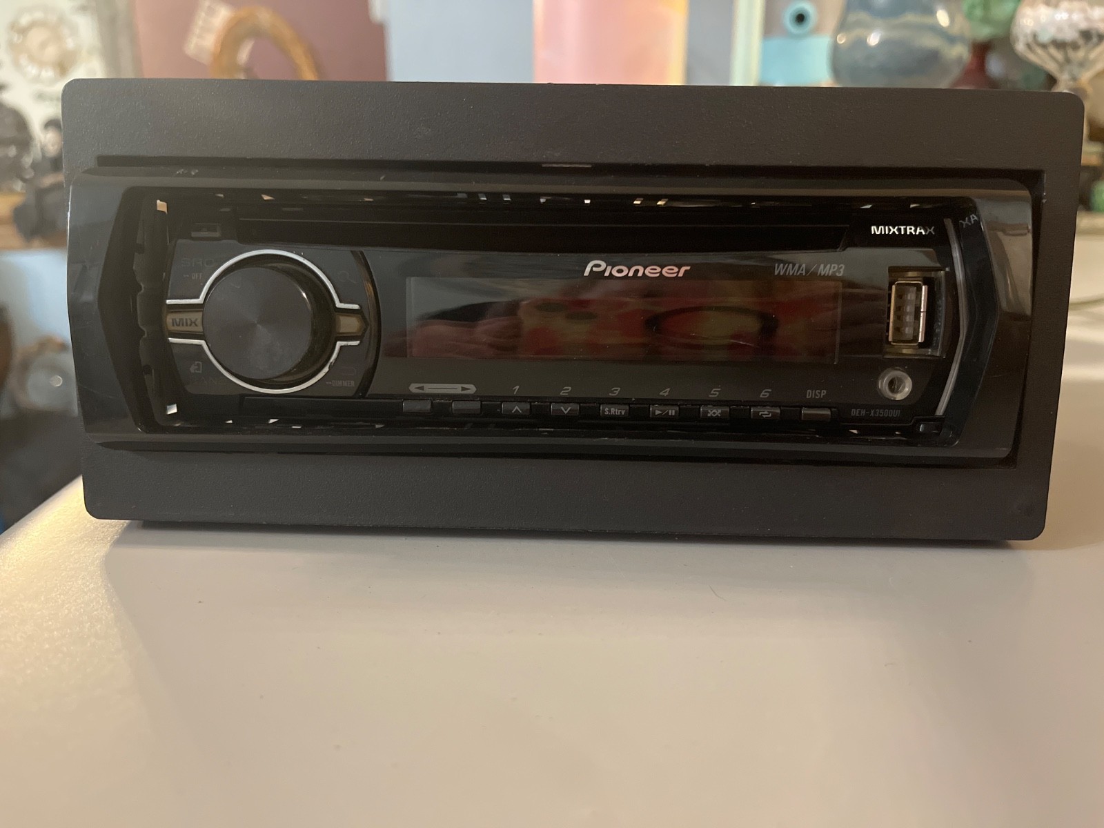 Pioneer mixtrax with Detachable Faceplate and dash kit