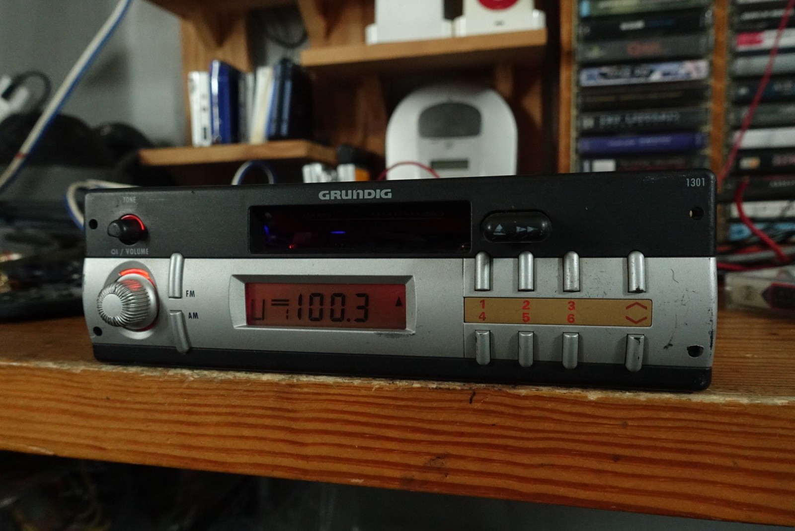 Grundig SCC 1301 vintage car radio cassett. cassette/Fm108/Bluetooth.