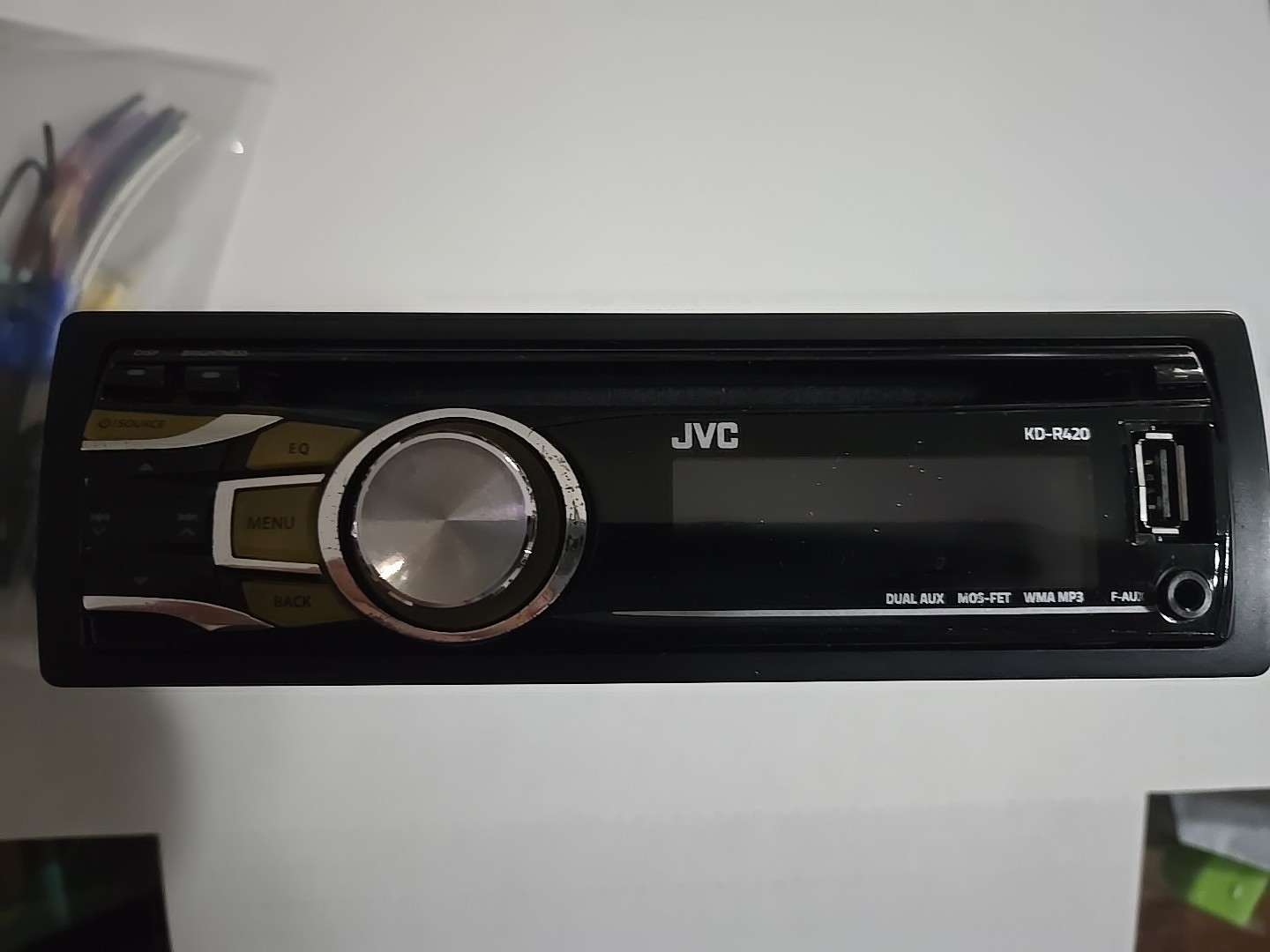 JVC MODEL KD-R420 CD RECEIVER Car Radio NEW OLD STOCK WITHOUT BOX OR MANUAL