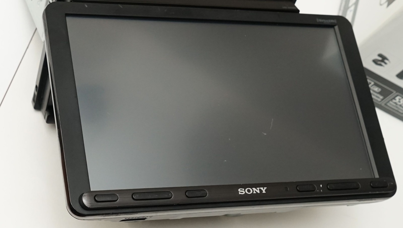 Sony Mobile XAV-AX8100 8.95″ Media Receiver Car Audio in-Dash Unit Bluetooth