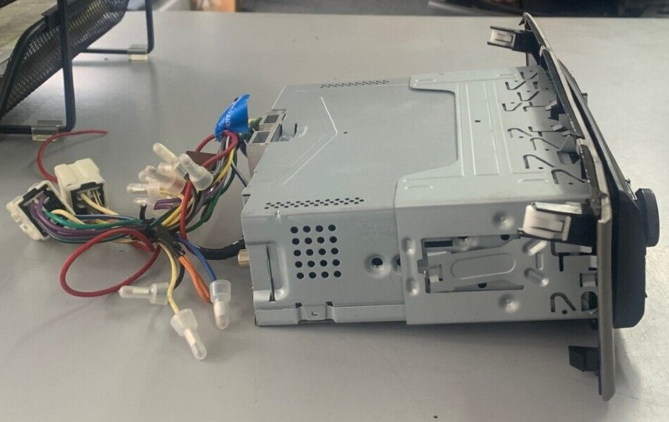 KENWOOD CAR STEREO KDC-BT275U CAME OUT FROM 2004 INFINITY WITH ADAPTER