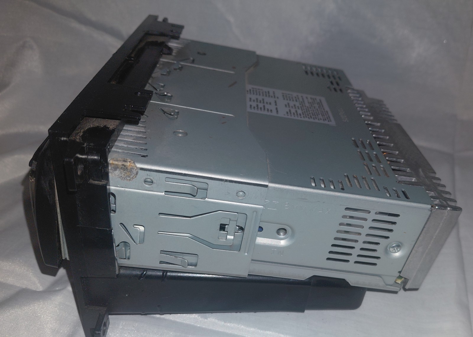 Alpine CDE-121 USB/CD Player In Dash Receiver