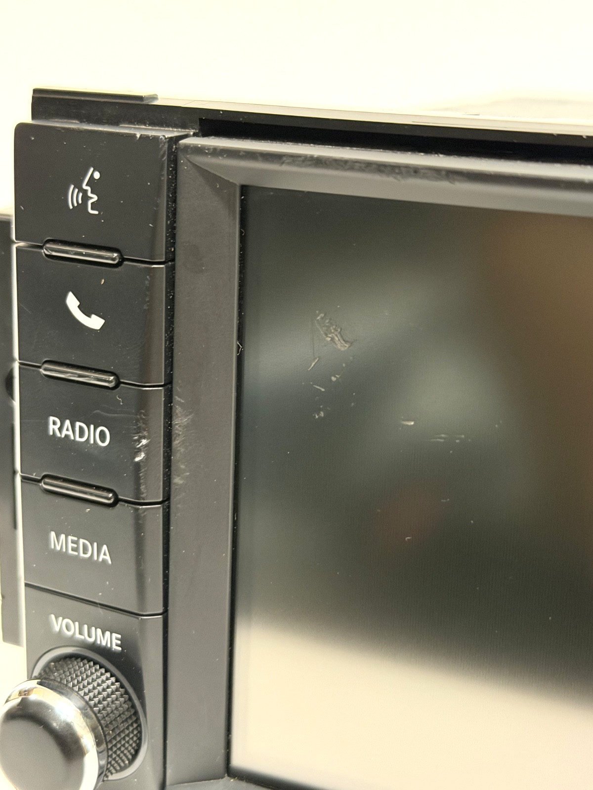 Chrysler Dodge Jeep Double DIN Head Unit Radio P68282479AD For *Parts Only*
