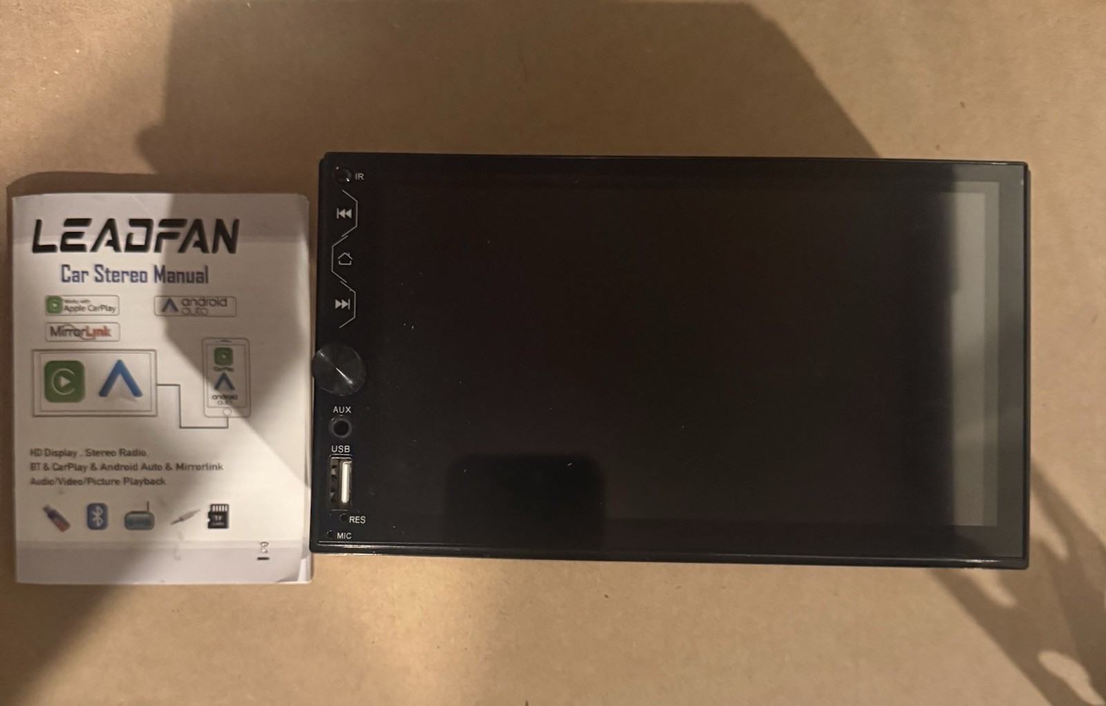 Leadfan Double Din Car Stereo Apple Carplay & Android Auto,7 Inch Touchscreen
