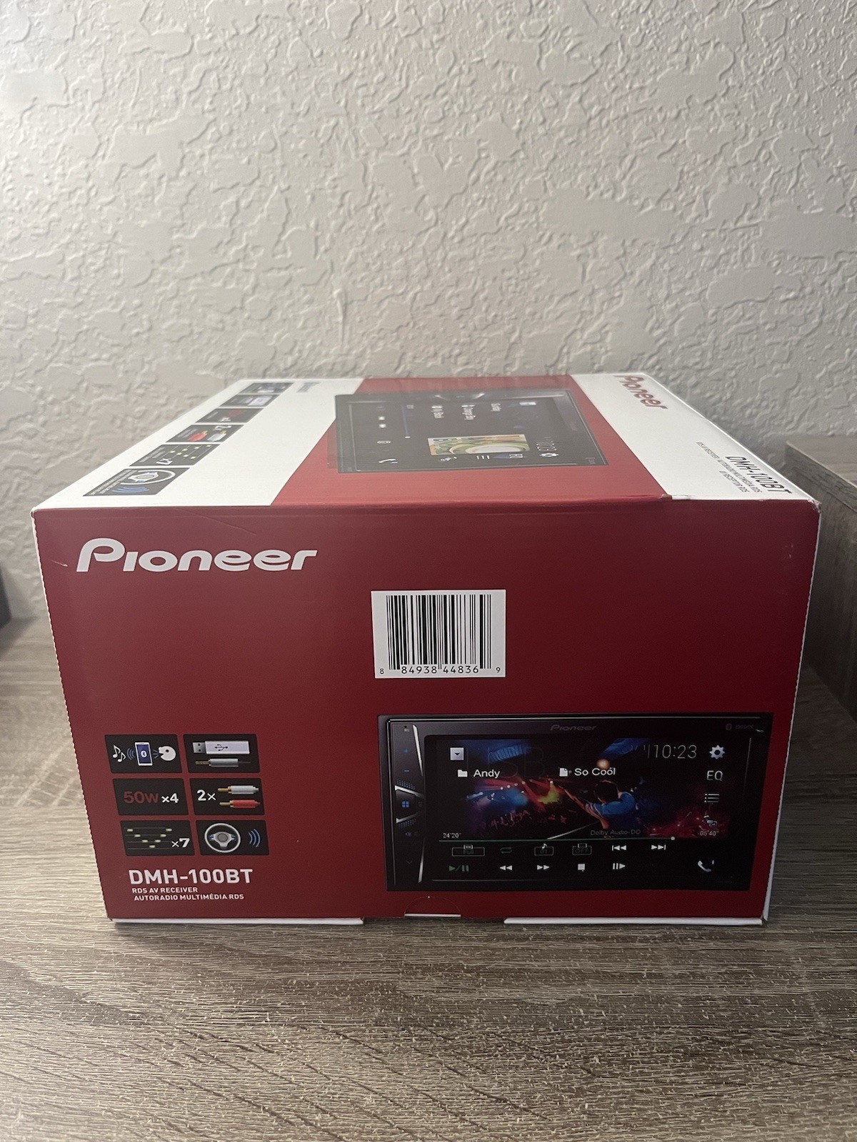 Pioneer DMH-100BT 6.2″ Touchscreen Double DinReceiver Stereo Bluetooth Android