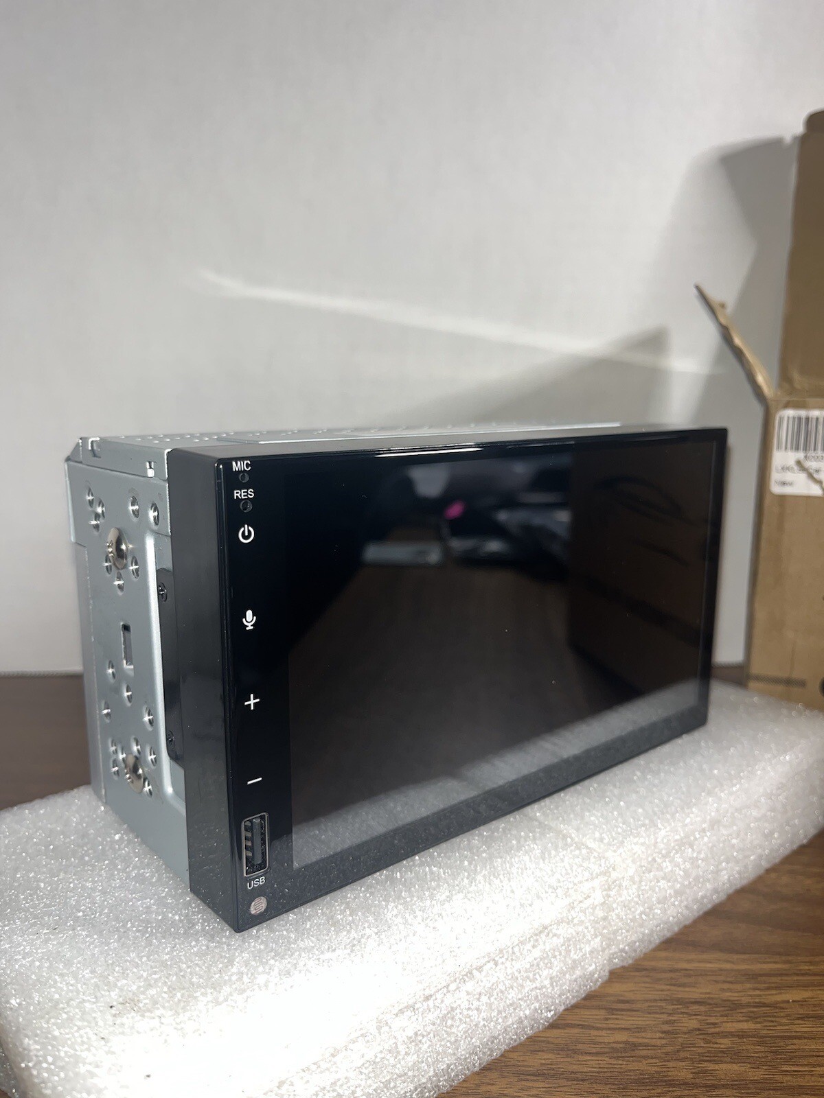 Shenzhen Haoqida Car Stereo Media Player (H-7017) 12V (178x100mm)