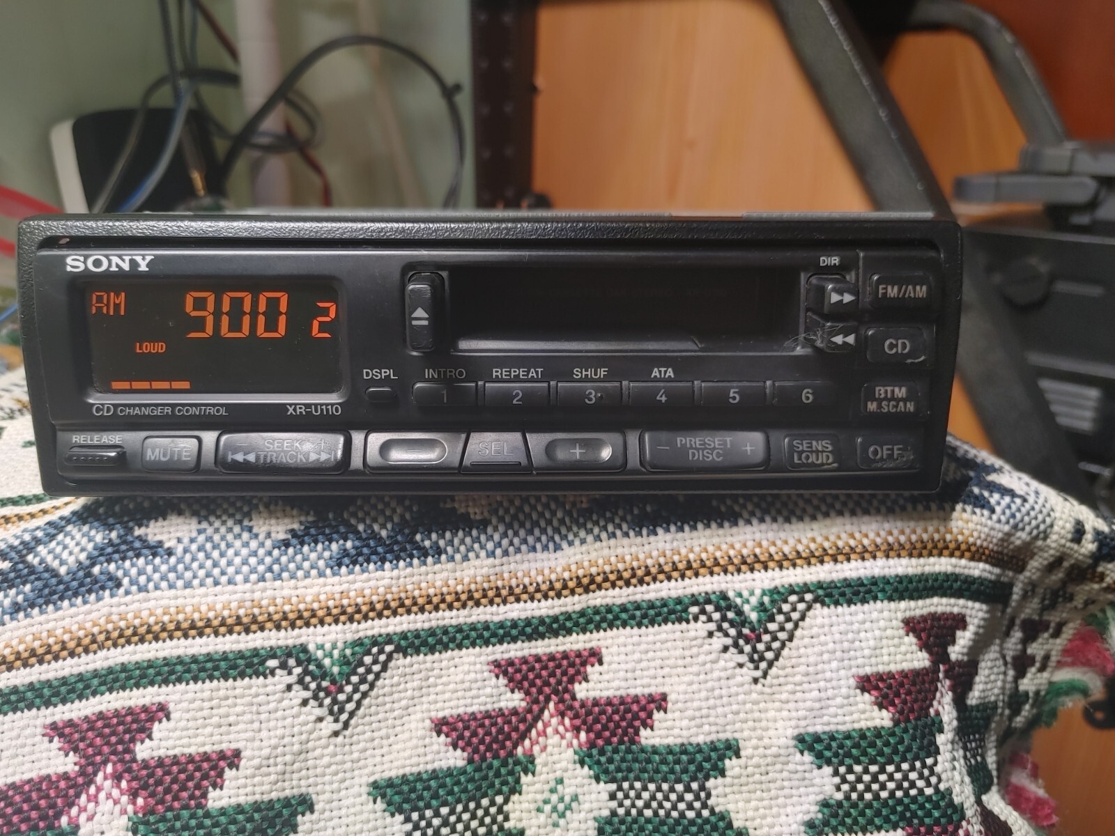 VTG 90s Old School SONY XR-U110 Car Stereo Radio Cassette Audio Deck Unilink CD