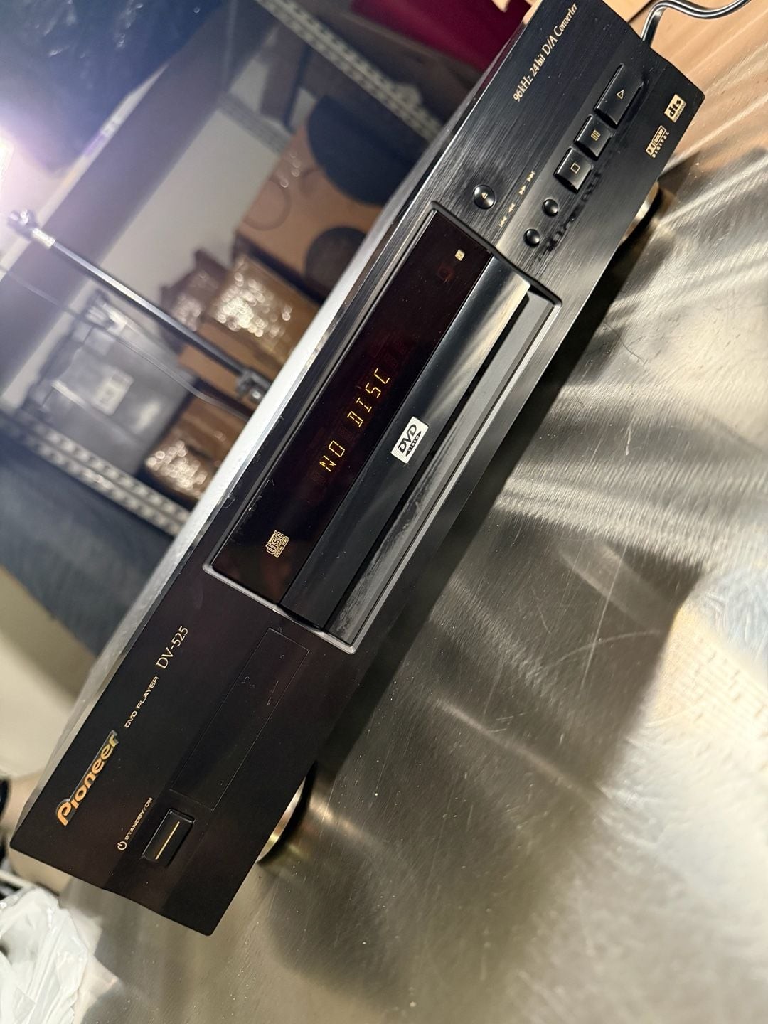 Pioneer DV-525 DVD Player